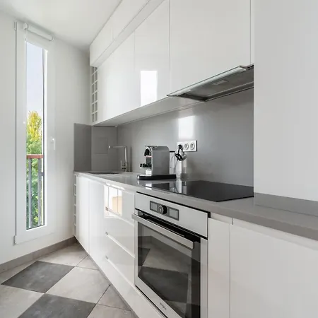 Apartamento L'auguste - Face Rer B - Free Parking *